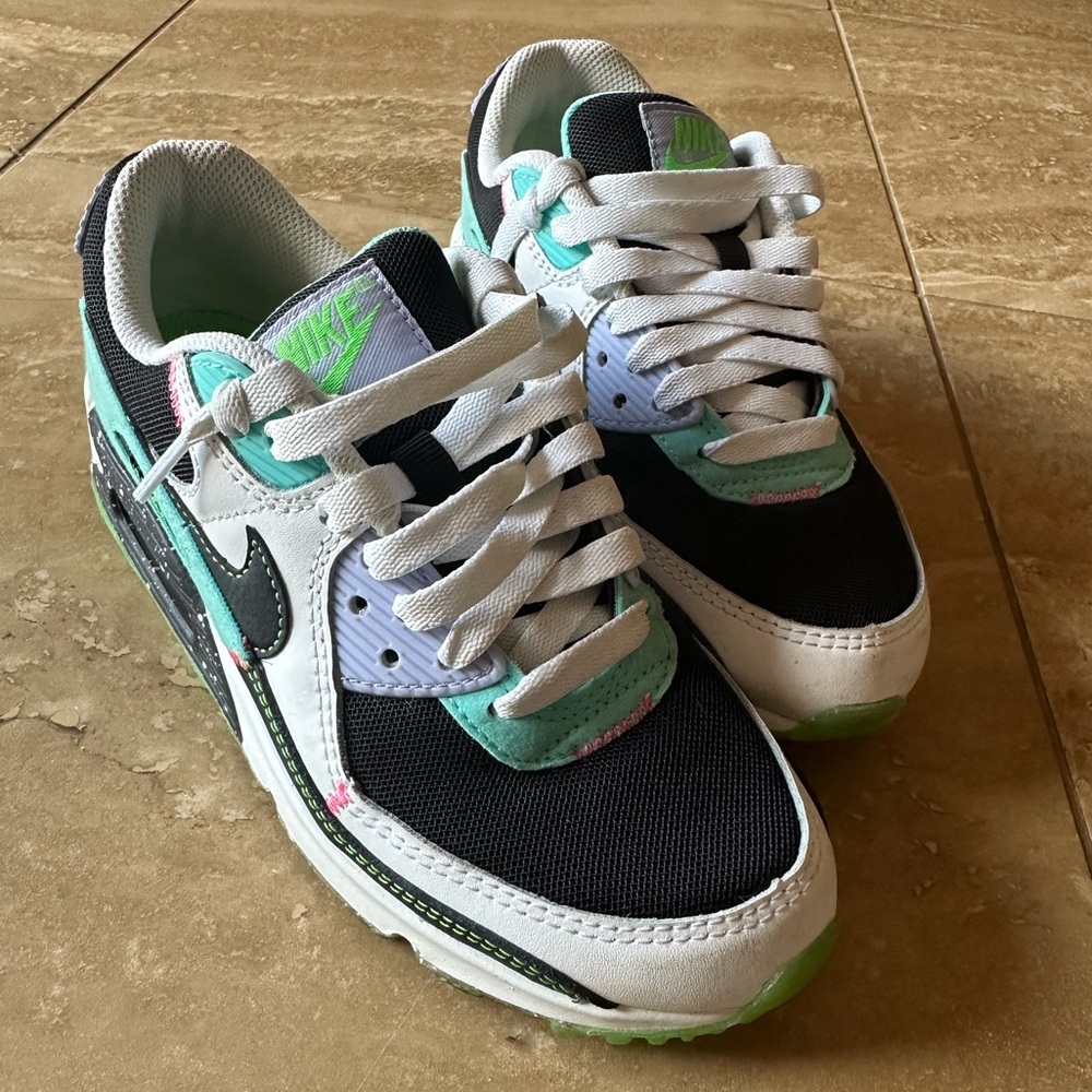 Air Max 90 Exeter Edition size 6